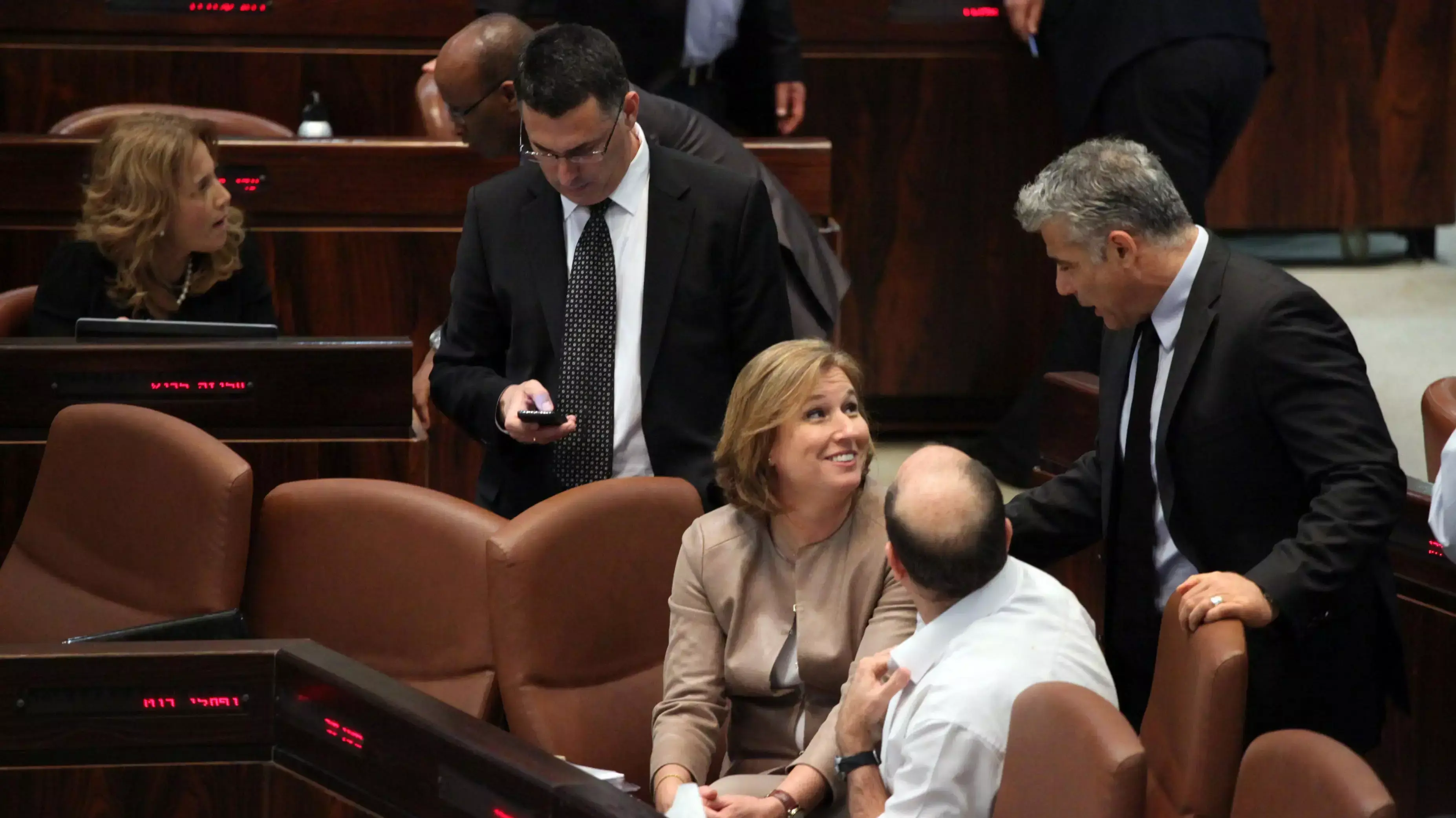 ציפי ליבני ויאיר לפיד ב דיון על חוק המשילות במליאת הכנסת ציפי ליבני ויאיר לפיד ב דיון על חוק המשילות במליאת הכנסת