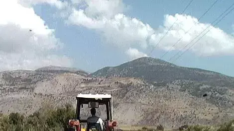 טרקטור בגבול הצפון טרקטור בגבול הצפון