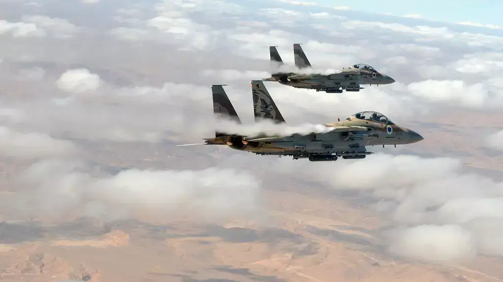 שני מטוסי F-15 של חיל האוויר שני מטוסי F-15 של חיל האוויר
