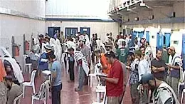 עצורי הימין בכלא מעשיהו ( צילום : שבס ) עצורי הימין בכלא מעשיהו ( צילום : שבס )