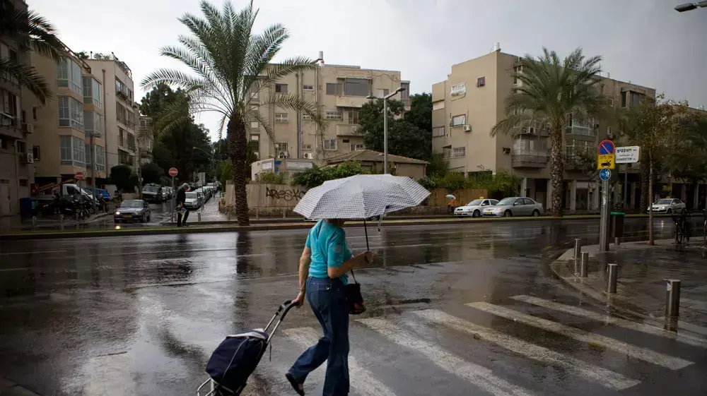 גשם גם בתל אביב, אוקטובר 2013 גשם גם בתל אביב, אוקטובר 2013