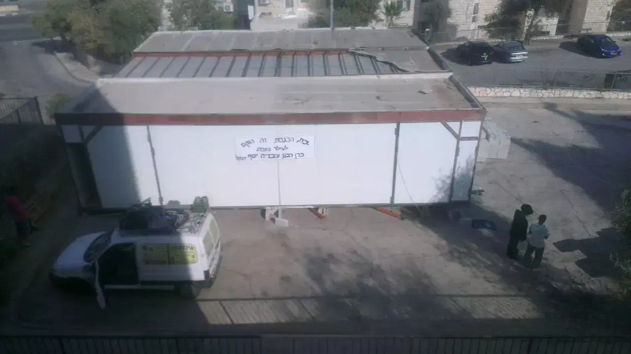 חרדים השתלטו על מגרש חניה בירושלים, אוקטובר 2013 חרדים השתלטו על מגרש חניה בירושלים, אוקטובר 2013
