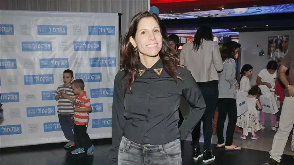 אורנה בנאי אורנה בנאי