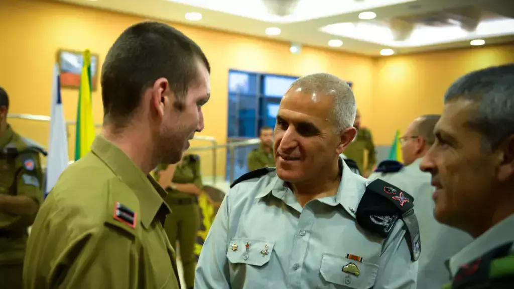 סגן אחיה קליין, שנפצע קשה בחשיפת מנהרה ברצועת עזה השתתף בערב הוקרה באוגדת עזה סגן אחיה קליין, שנפצע קשה בחשיפת מנהרה ברצועת עזה השתתף בערב הוקרה באוגדת עזה