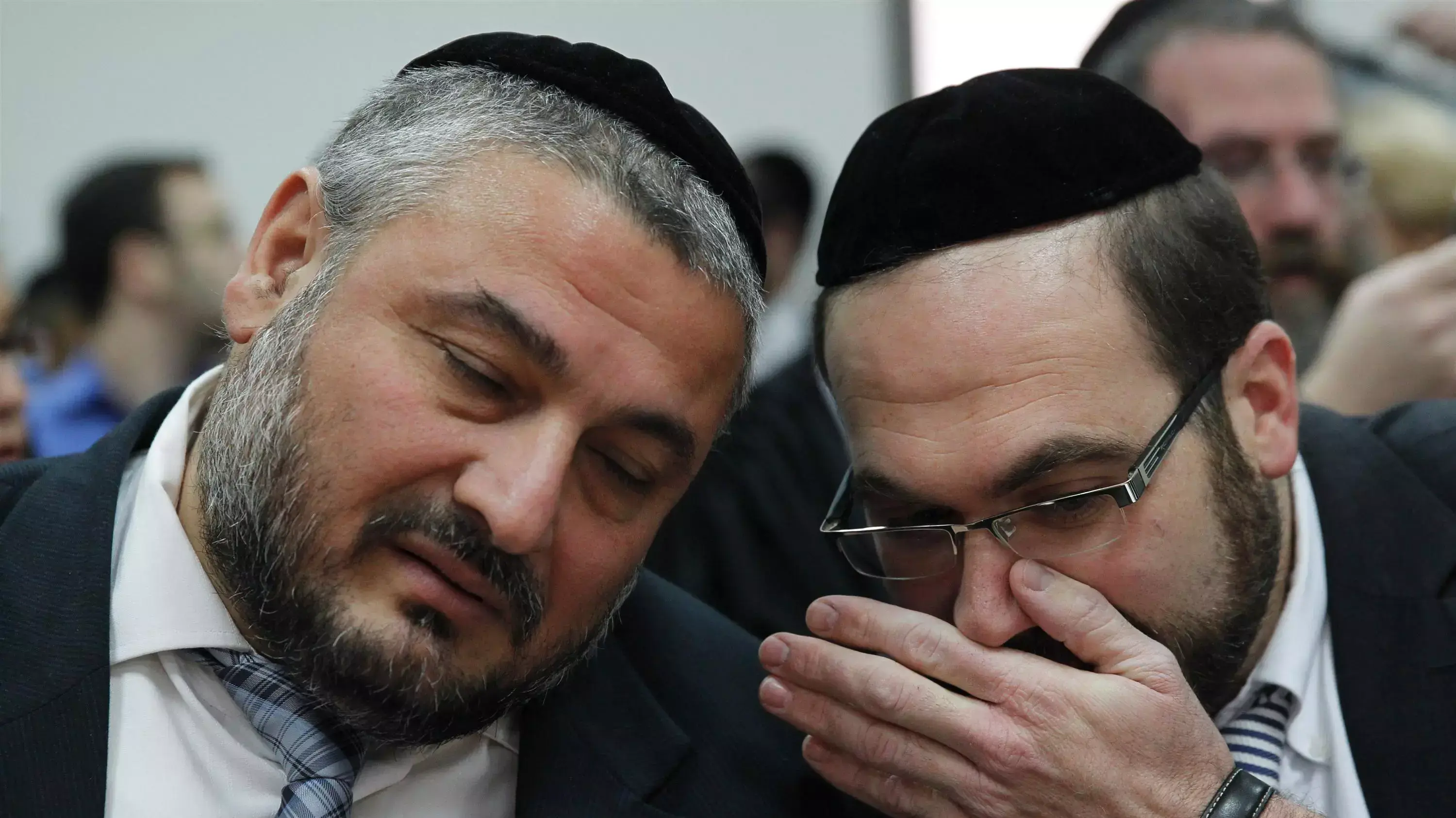ראש עיריית בית שמש משה אבוטבול בדיון במחוזי ירושלים, דצמבר 2013 ראש עיריית בית שמש משה אבוטבול בדיון במחוזי ירושלים, דצמבר 2013
