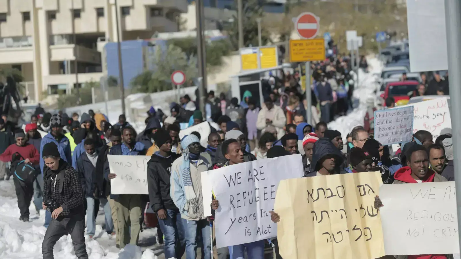 הפליטים ממתקן חולות הגיעו לירושלים להפגין מול משרד רוה"מ, דצמבר 2013 הפליטים ממתקן חולות הגיעו לירושלים להפגין מול משרד רוה"מ, דצמבר 2013