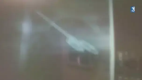 מספרי מנתחים שנשכחו ברחמה של יולדת בצרפת במהלך ניתוח קיסרי. דצמבר 2013 מספרי מנתחים שנשכחו ברחמה של יולדת בצרפת במהלך ניתוח קיסרי. דצמבר 2013