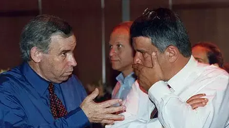 מוטי אורנשטיין משה תאומים - מבעלי הפועל תל אביב מוטי אורנשטיין משה תאומים - מבעלי הפועל תל אביב