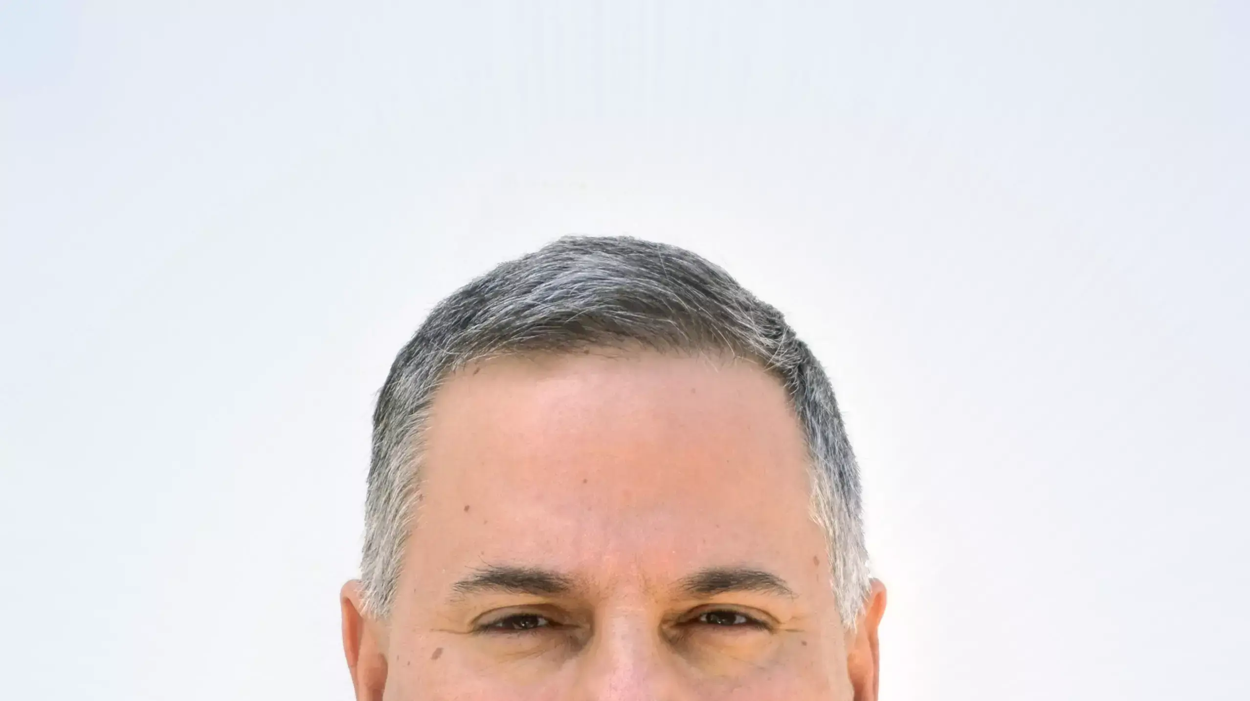 רוני קלינסקי, מנכ"ל הקרן לרווחת ניצולי השואה בישראל רוני קלינסקי, מנכ"ל הקרן לרווחת ניצולי השואה בישראל