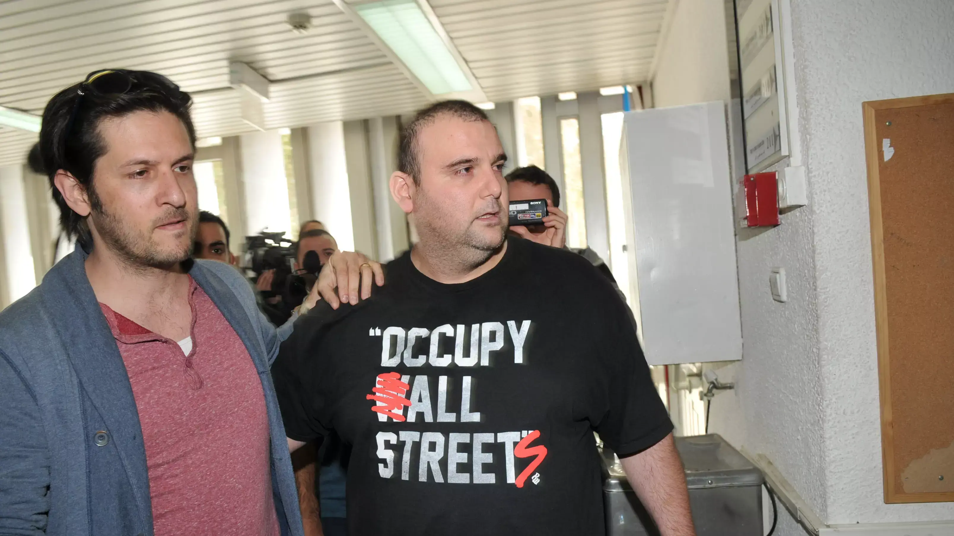 ירון ברלד מגיע לדיון הארכת מעצר בחדרה ירון ברלד מגיע לדיון הארכת מעצר בחדרה
