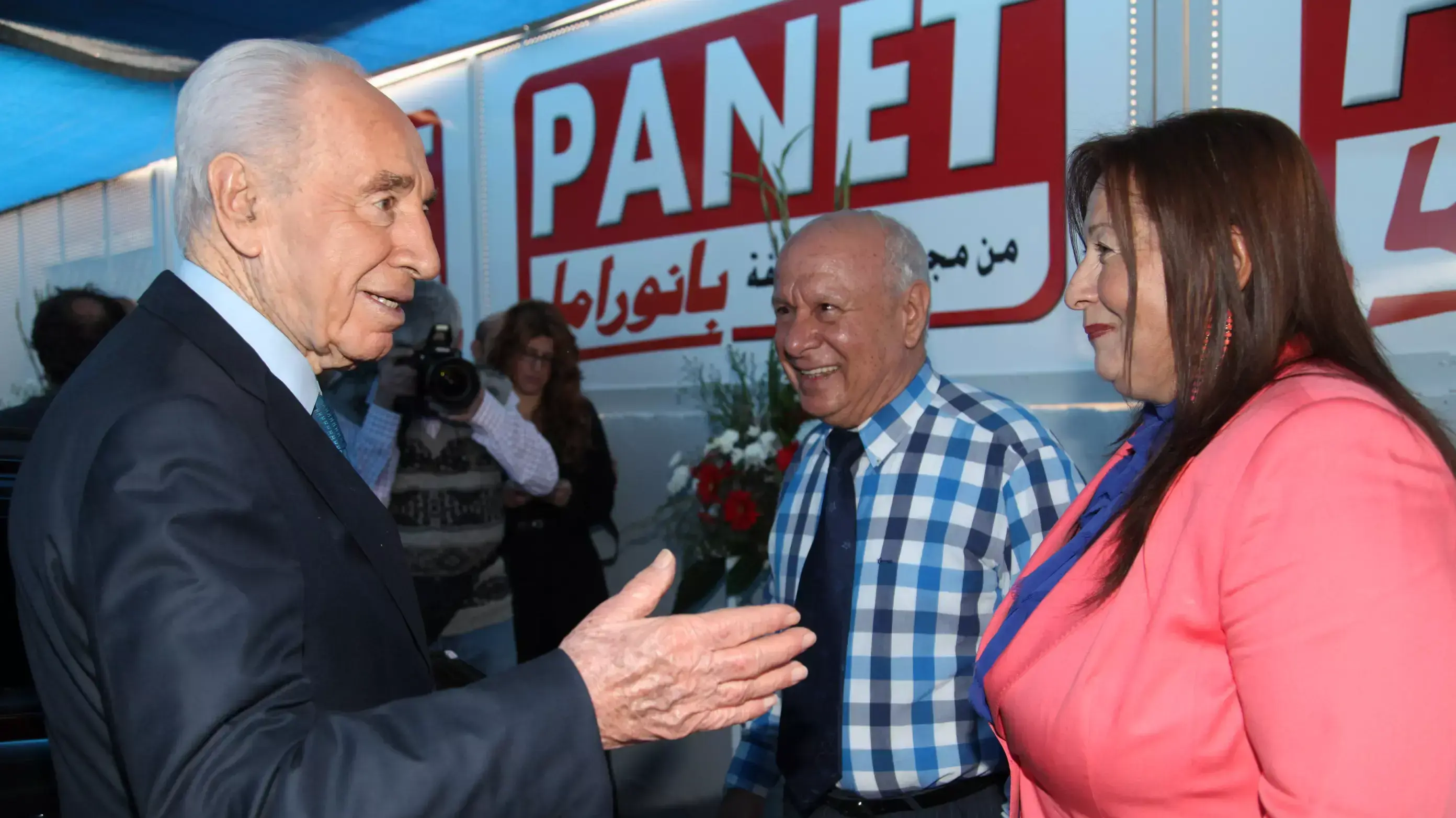 שמעון פרס מבקר בפאנט שמעון פרס מבקר בפאנט