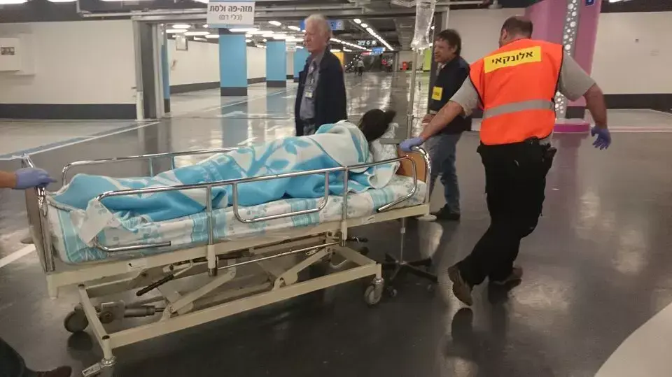 חולים מפונים לבית החולים התת קרקעי ברמב"ם במסגרת תרגיל. מרץ 2014 חולים מפונים לבית החולים התת קרקעי ברמב"ם במסגרת תרגיל. מרץ 2014
