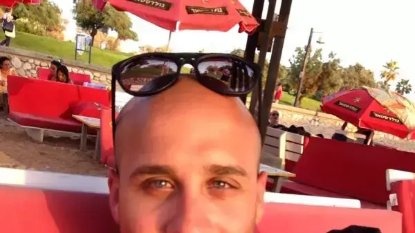 אדם אשכנזי אדם אשכנזי