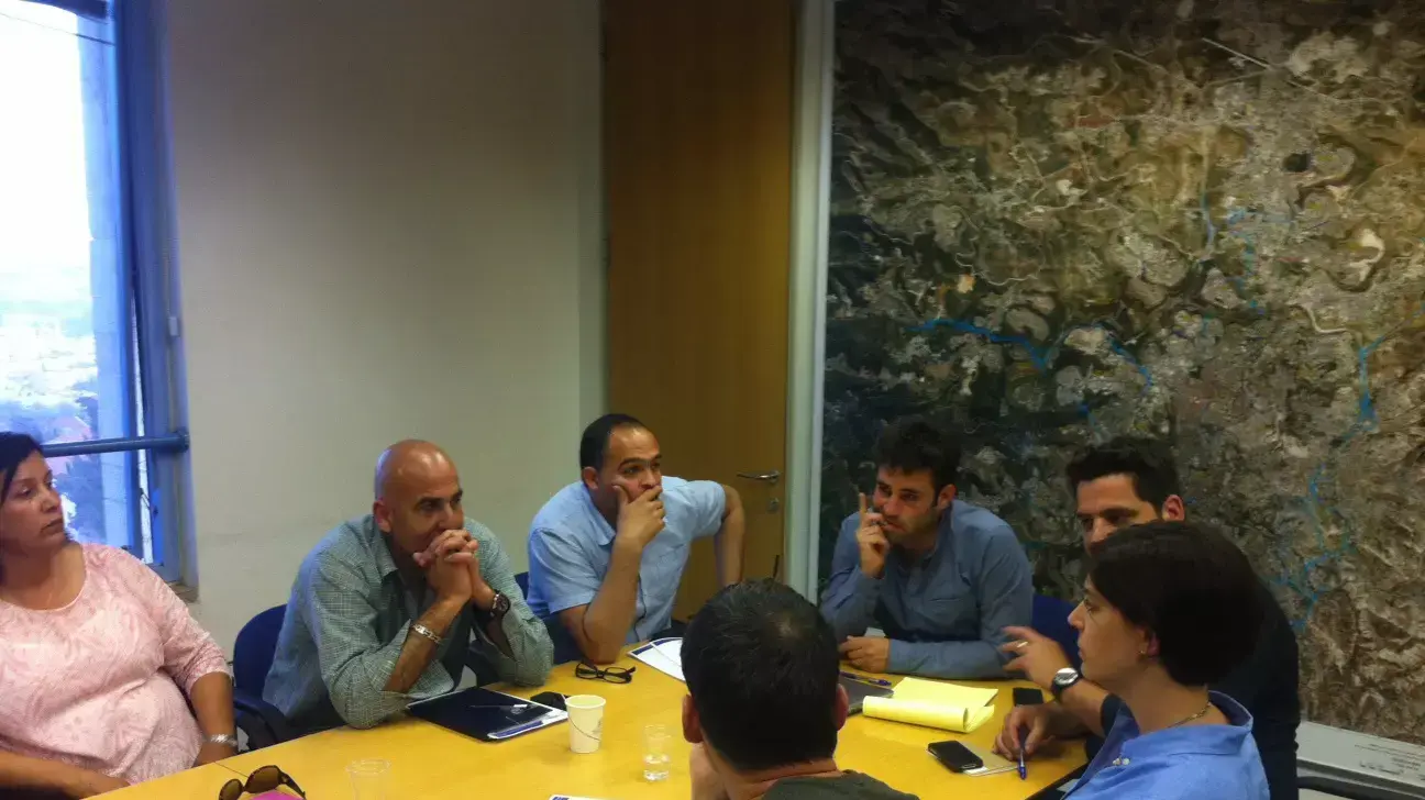 מפגש של ועד התושבים המשותף של עיסאוויה ופסגת זאב בירושלים, אפריל 2014 מפגש של ועד התושבים המשותף של עיסאוויה ופסגת זאב בירושלים, אפריל 2014