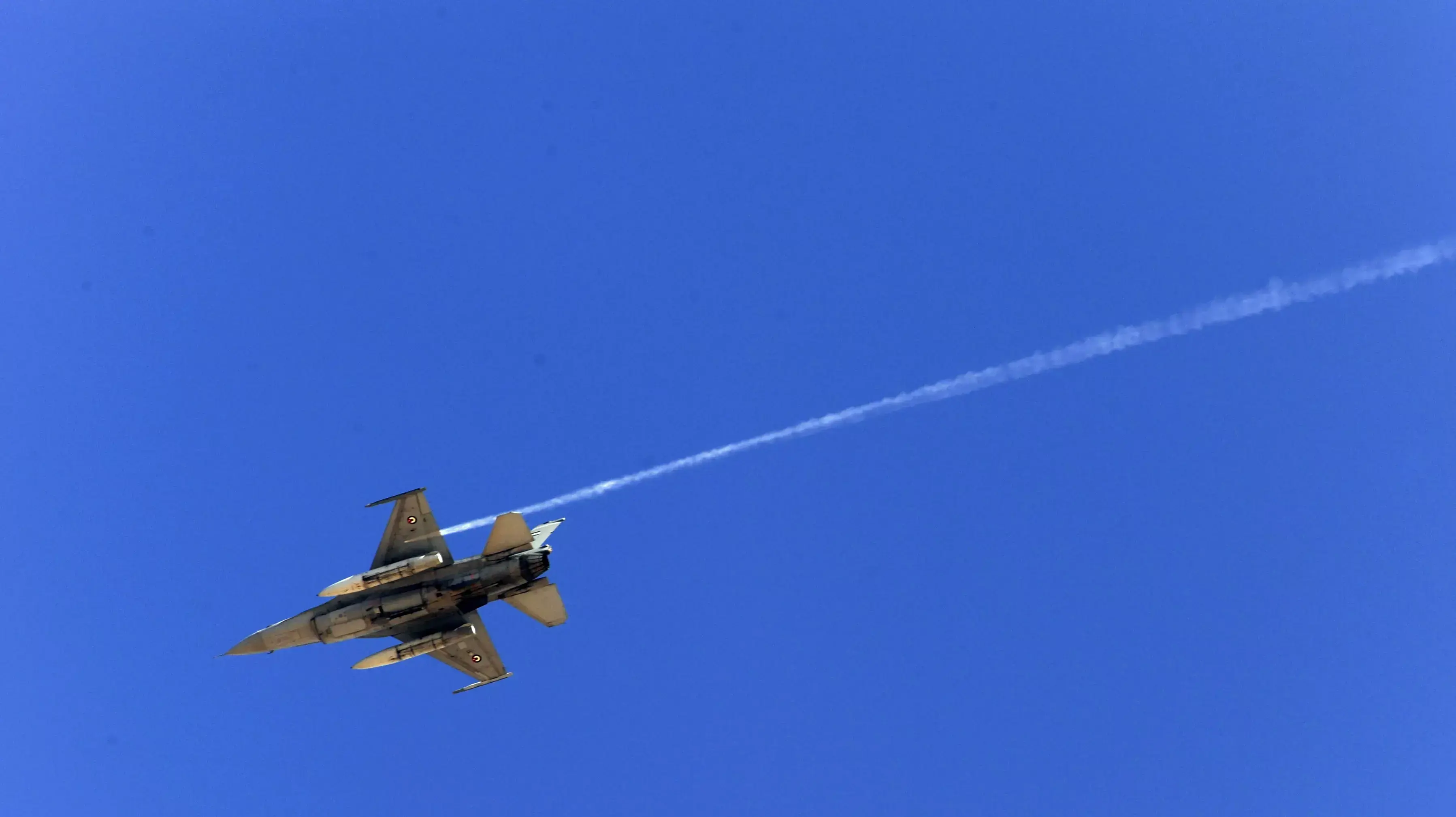 מטוס F-16 של חיל האוויר הירדני 2010 מטוס F-16 של חיל האוויר הירדני 2010