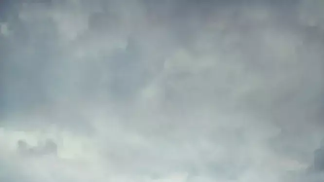 אישה בודדה אישה בודדה