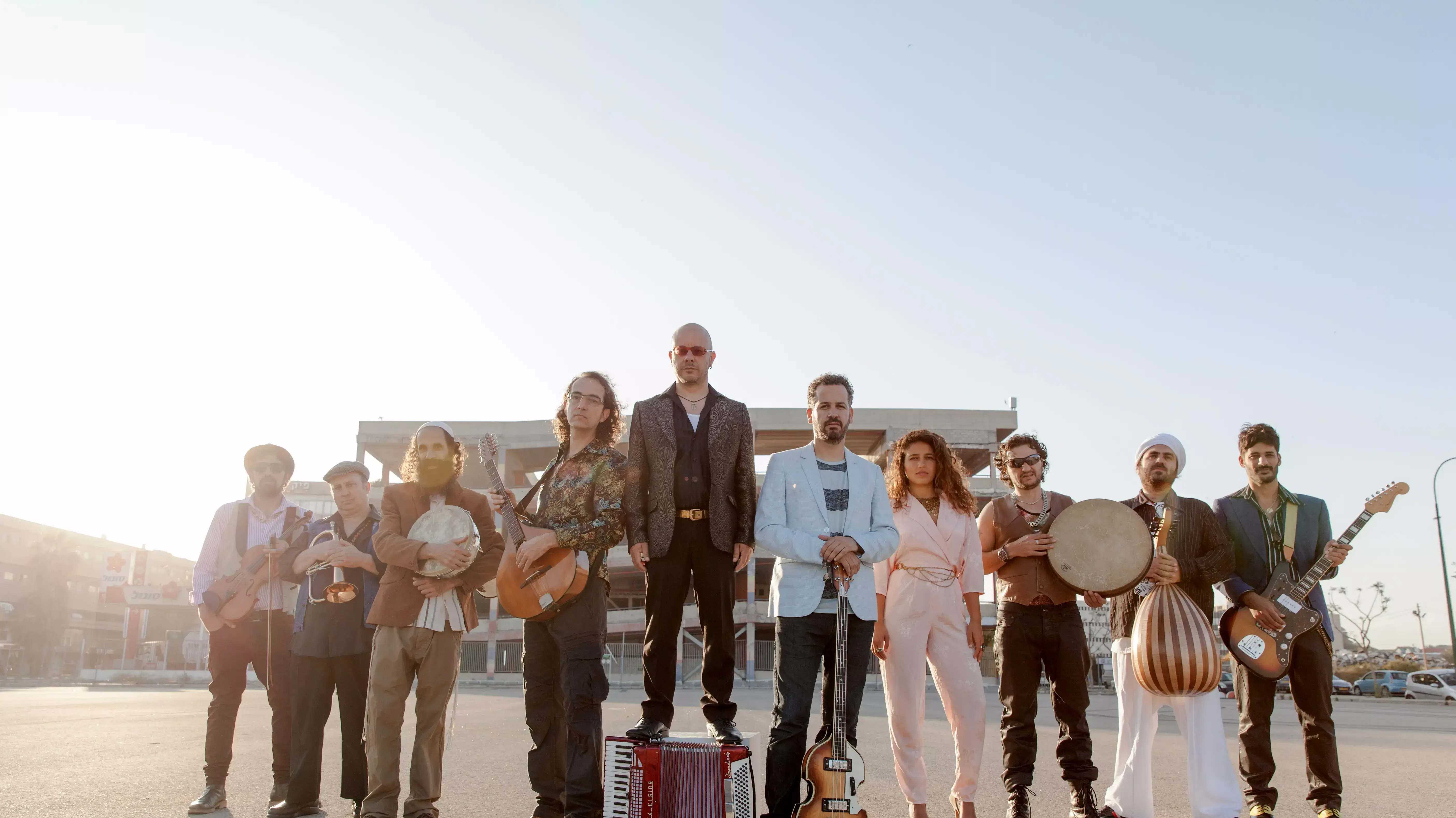 מתאחדים, כולם. טיפקס מתאחדים, כולם. טיפקס