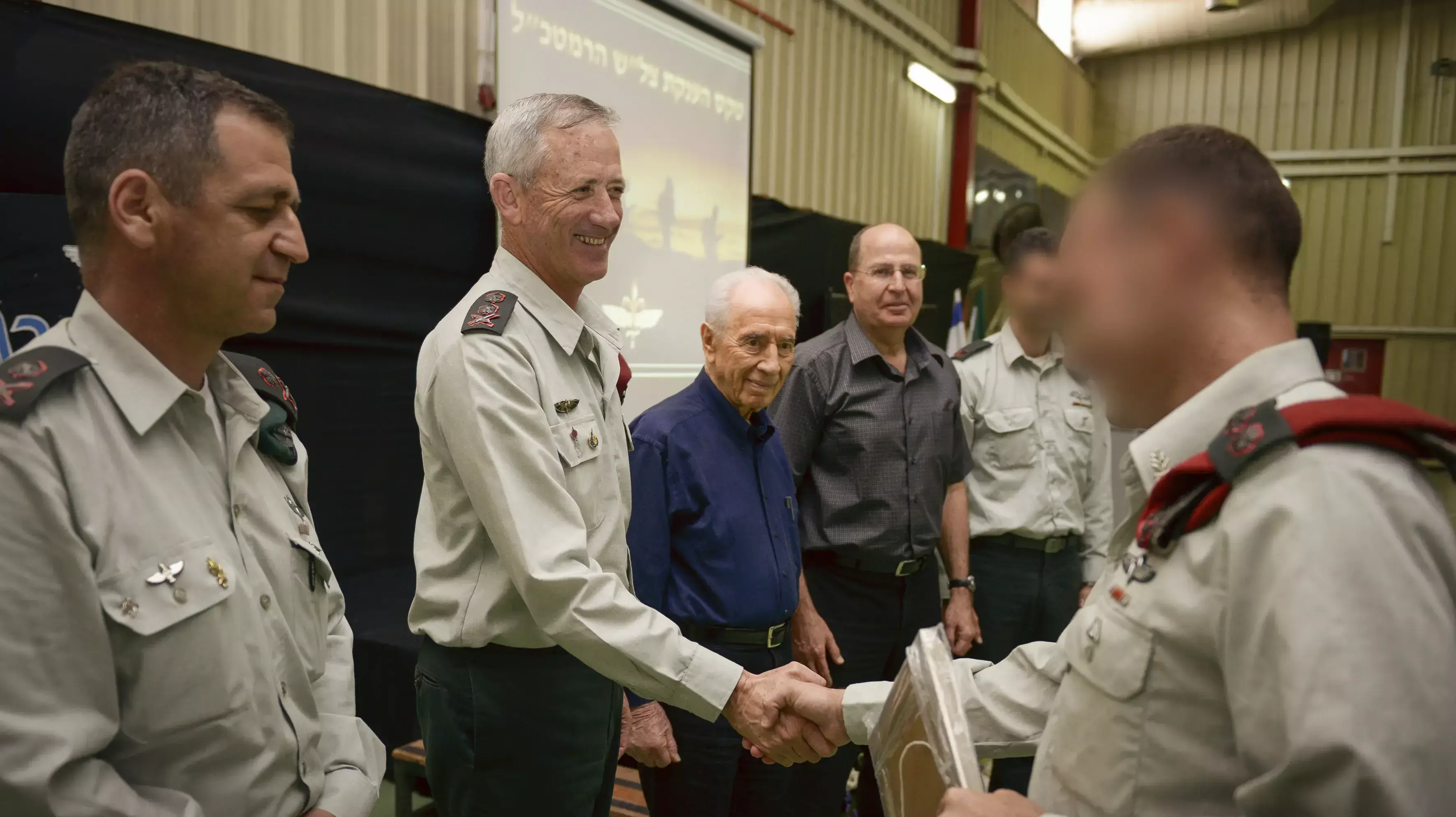 מפקד סיירת מטכ"ל מקבל צל"ש יחידתי מנשיא המדינה ובכירי המודיעין והצבא מפקד סיירת מטכ"ל מקבל צל"ש יחידתי מנשיא המדינה ובכירי המודיעין והצבא