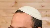 אישי חזני אישי חזני