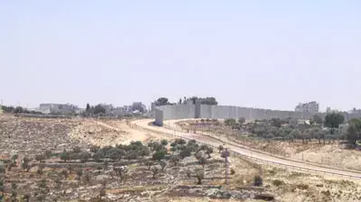 גדר ההפרדה גבל מוכבר מזרח ירושלים גדר ההפרדה גבל מוכבר מזרח ירושלים