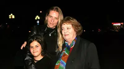 דפנה רכטר וחנה מרון דפנה רכטר וחנה מרון