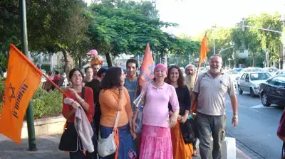 פעילי ימין בדרכם לעצרת בכיכר רבין ( אביחי ברוך ) פעילי ימין בדרכם לעצרת בכיכר רבין ( אביחי ברוך )