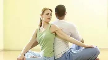 יוגה בשניים יוגה בשניים