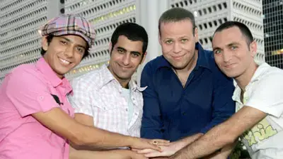 אדיר מילר שלישיית מה קשור אדיר מילר שלישיית מה קשור