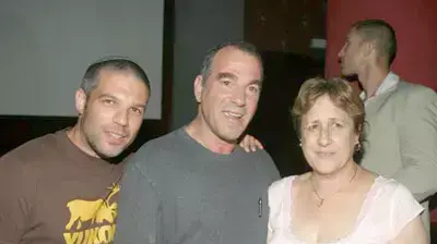 משפחת פארן דני יוני דרסט משפחת פארן דני יוני דרסט