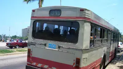 אוטובוס אגד בהוואנה קובה (  דוד קישיק )