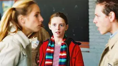 "בלו בירד", הסרט הפותח "בלו בירד", הסרט הפותח