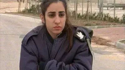 סרטים זוכים בפסטיבל סרטי נשים - חיילת בודדה סרטים זוכים בפסטיבל סרטי נשים - חיילת בודדה