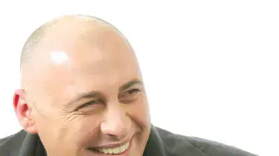 ירון אילן מנחה ריח מנטה ערוץ ראשון ירון אילן מנחה ריח מנטה ערוץ ראשון