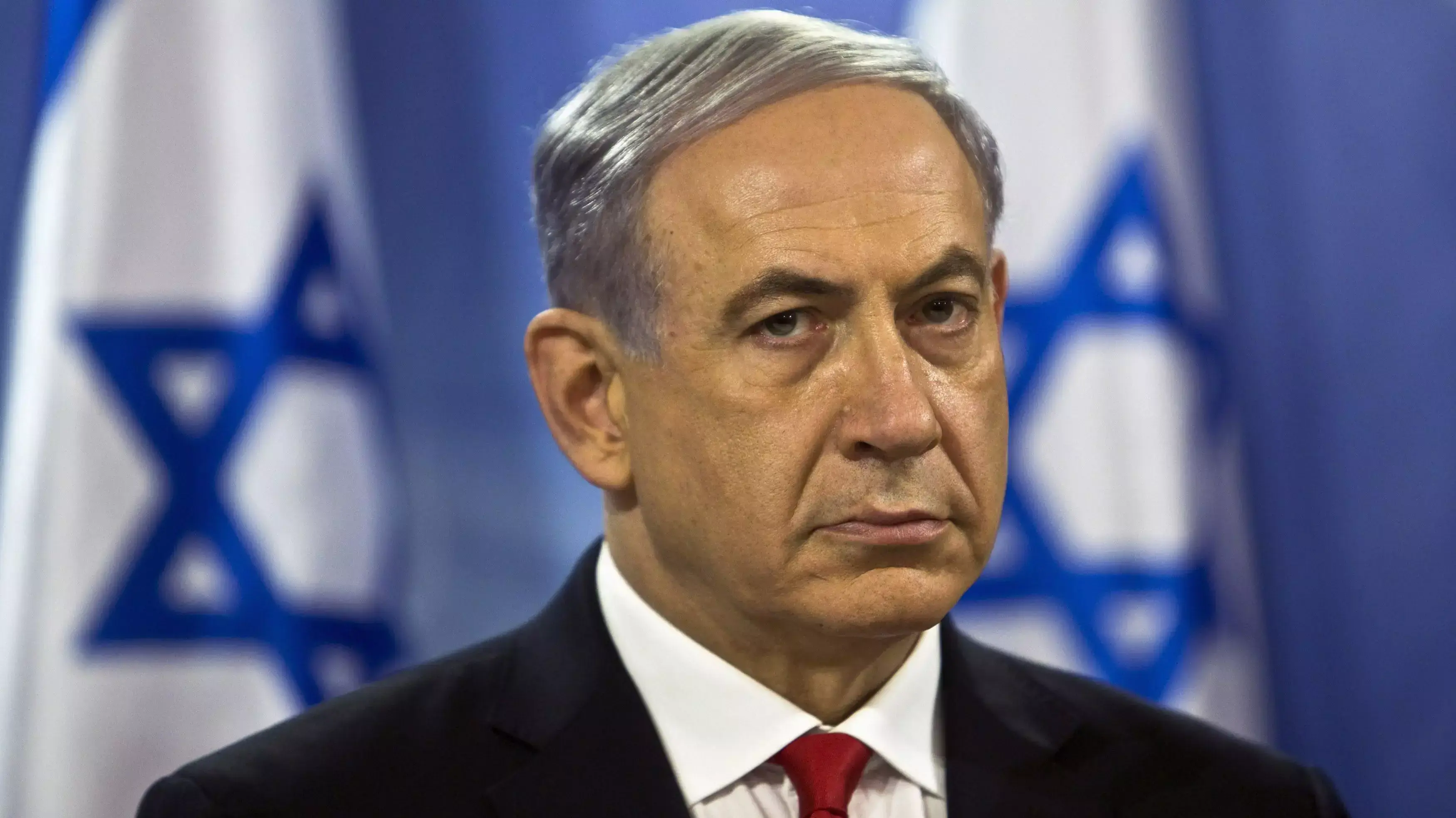 ראש הממשלה בנימין נתניהו במסיבת עיתונאים בקריה, מבצע צוק איתן, יולי 2014 ראש הממשלה בנימין נתניהו במסיבת עיתונאים בקריה, מבצע צוק איתן, יולי 2014