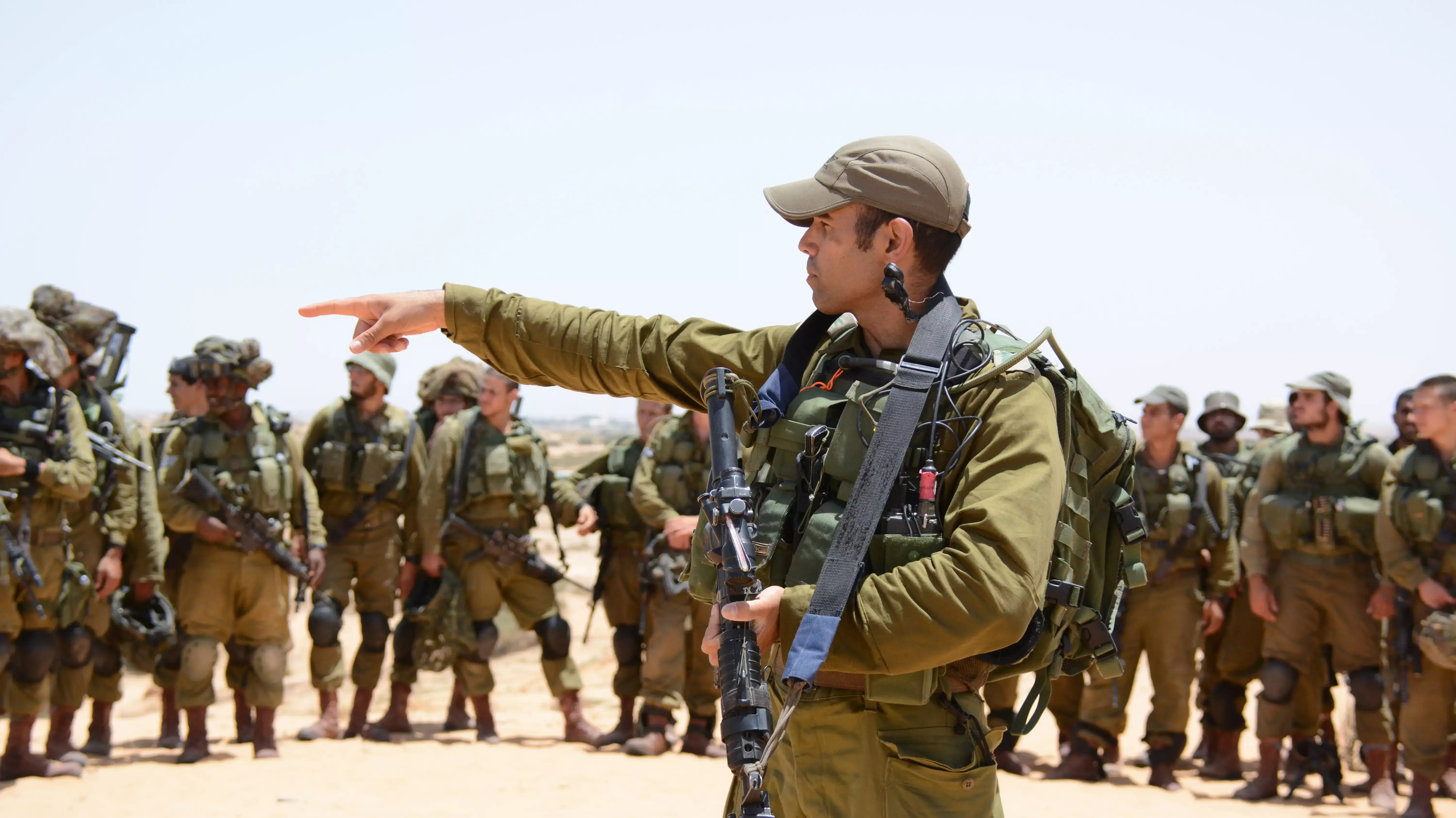 אבינועם אמונה, מפקד גדוד 101 של חטיבת הצנחנים אבינועם אמונה, מפקד גדוד 101 של חטיבת הצנחנים