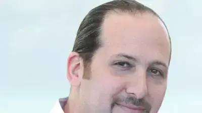 טום אורן דננברג טום אורן דננברג