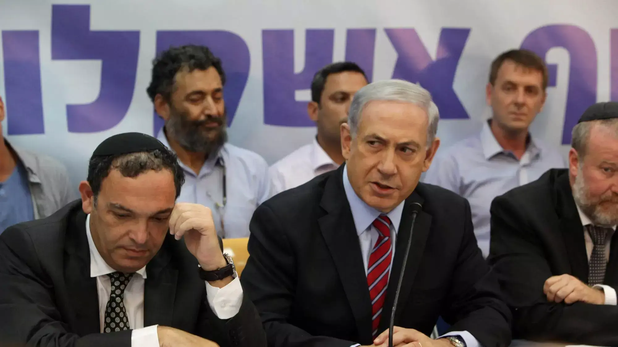 ישיבת ממשלה במועצה אזורית חוף אשקלון. אוגוסט 2014 ישיבת ממשלה במועצה אזורית חוף אשקלון. אוגוסט 2014