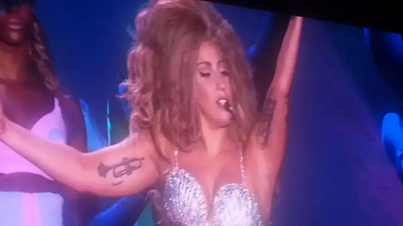 ליידי גאגא בתל אביב 2014