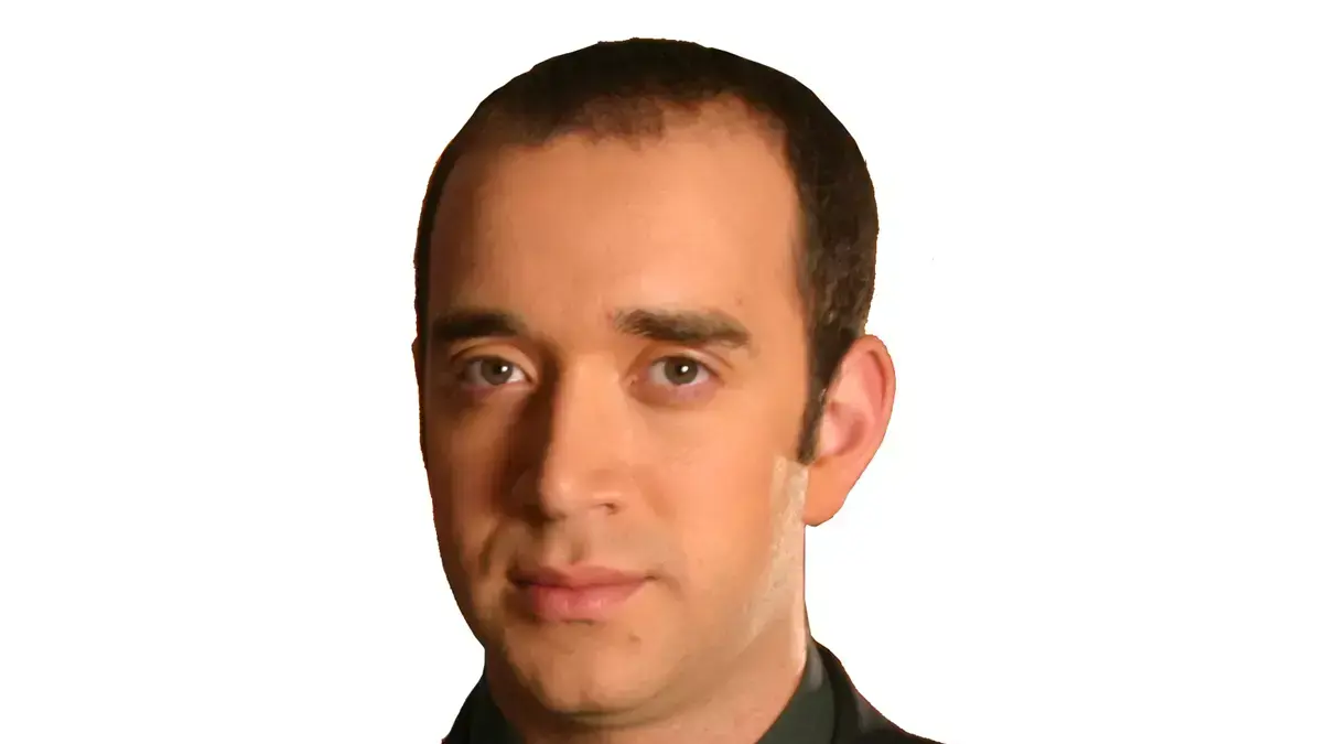 צ'יקו מנשה, כתב ערוץ 10 צ'יקו מנשה, כתב ערוץ 10