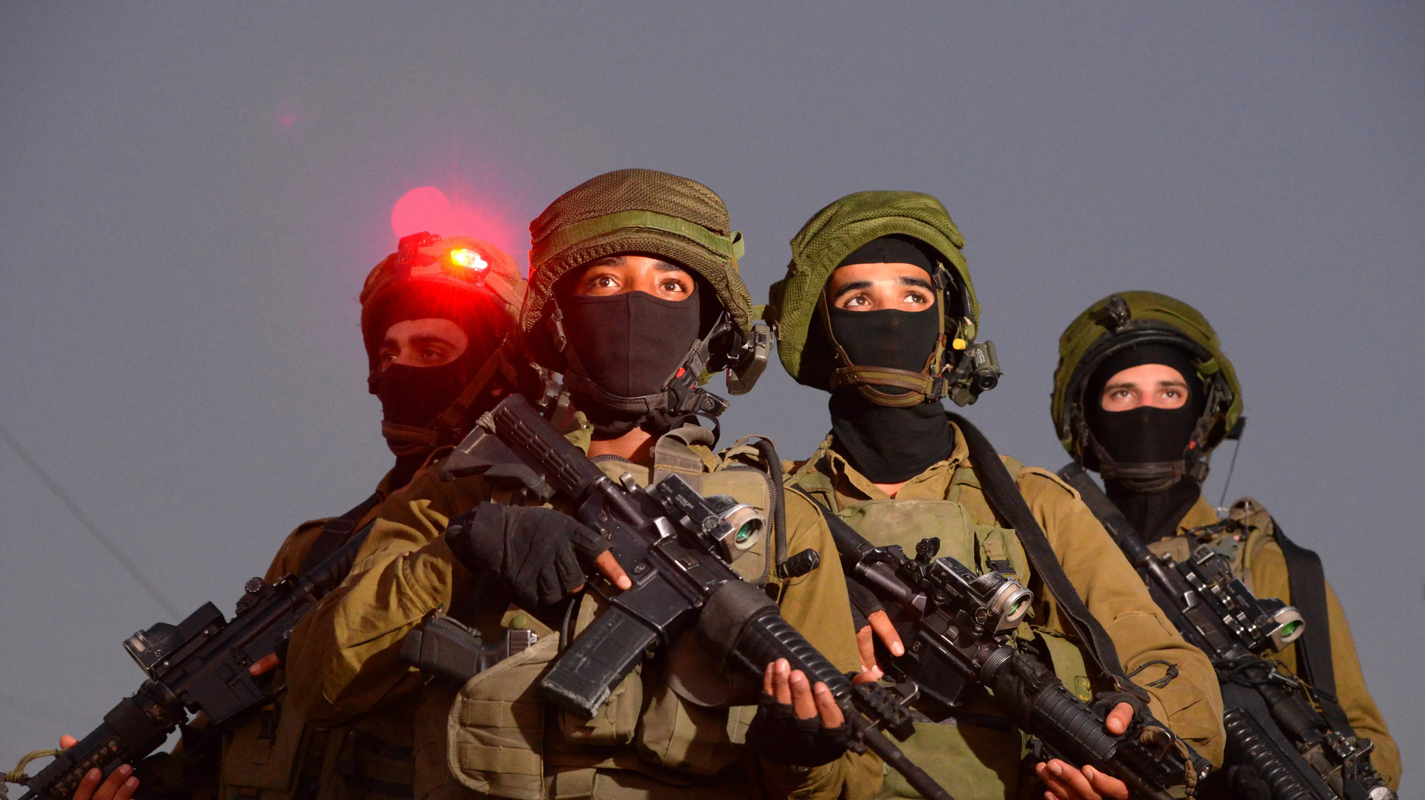 חיילי לוט"ר במהלך אימון. אוקטובר 2014 חיילי לוט"ר במהלך אימון. אוקטובר 2014