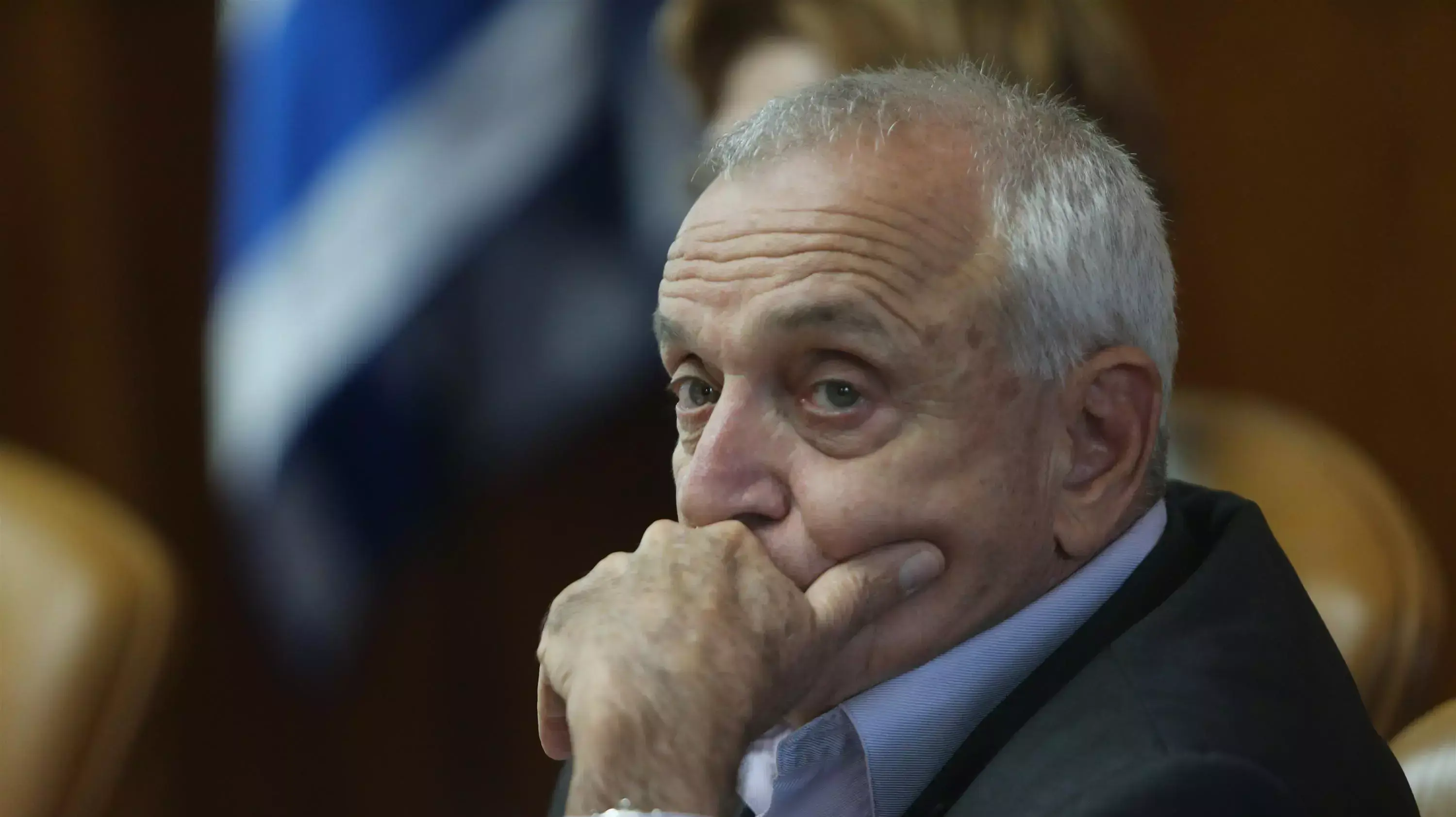 השר יצחק אהרונוביץ' בישיבת הממשלה, נובמבר 2014 השר יצחק אהרונוביץ' בישיבת הממשלה, נובמבר 2014