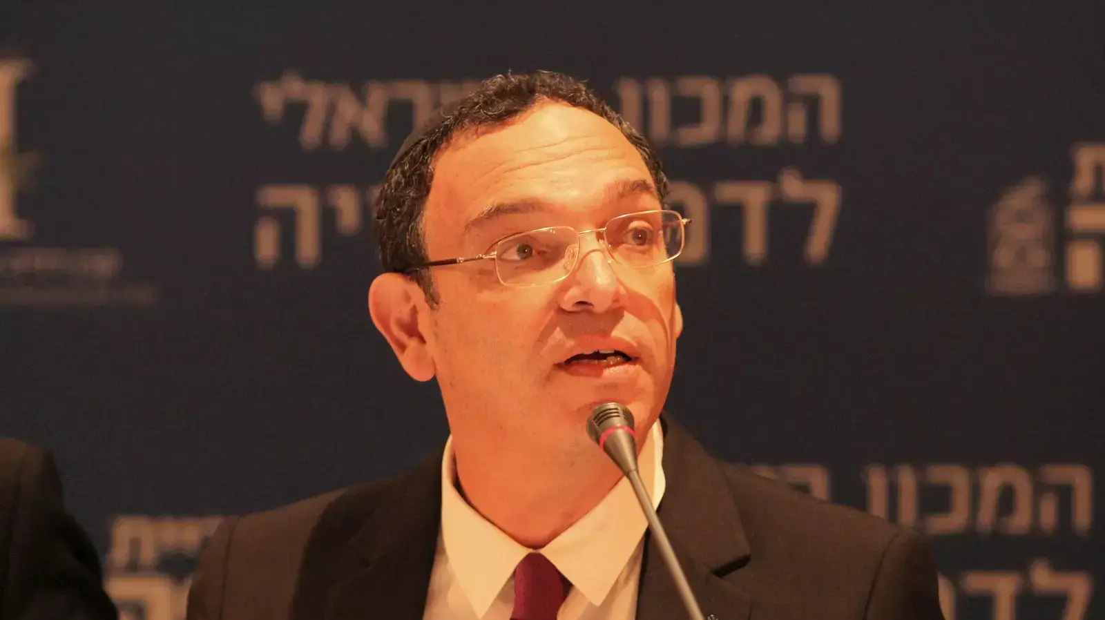 השר שי פירון בכנס אלי הורביץ לכלכלה וחברה, חיפה נובמבר 2014 השר שי פירון בכנס אלי הורביץ לכלכלה וחברה, חיפה נובמבר 2014