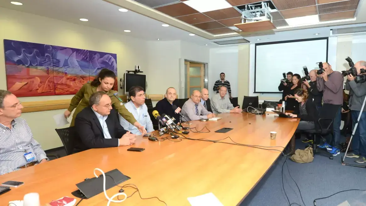 מנהלי בתי החולים הציבוריים במסיבת עיתונאים באיכילוב 9 בדצמבר 2014 מנהלי בתי החולים הציבוריים במסיבת עיתונאים באיכילוב 9 בדצמבר 2014