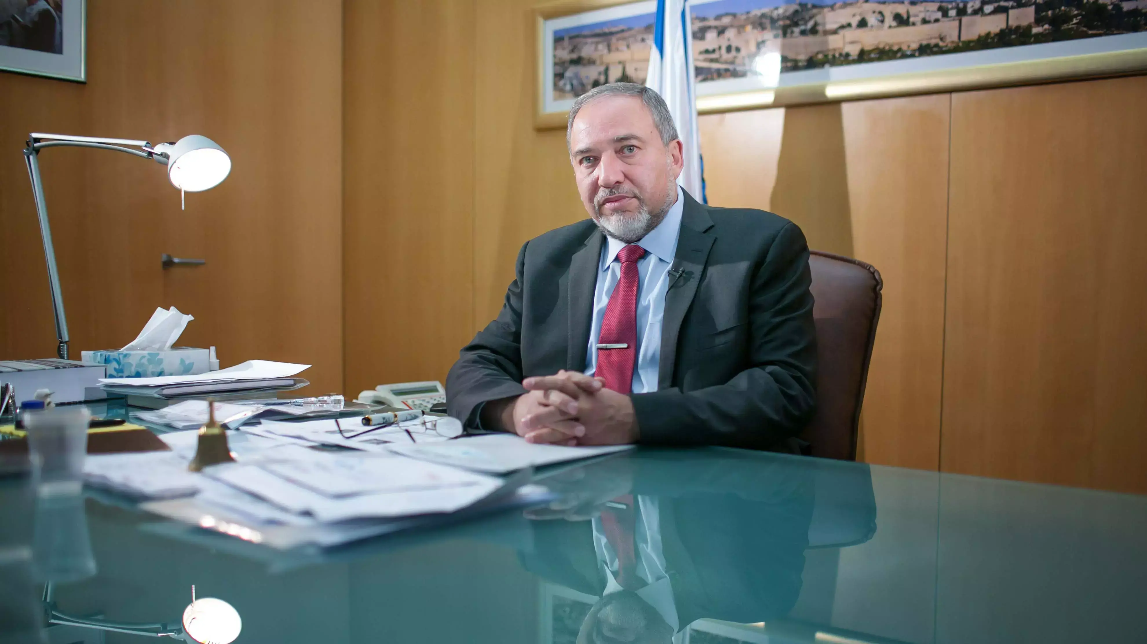 שר החוץ אביגדור ליברמן בראיון לוואלה! חדשות