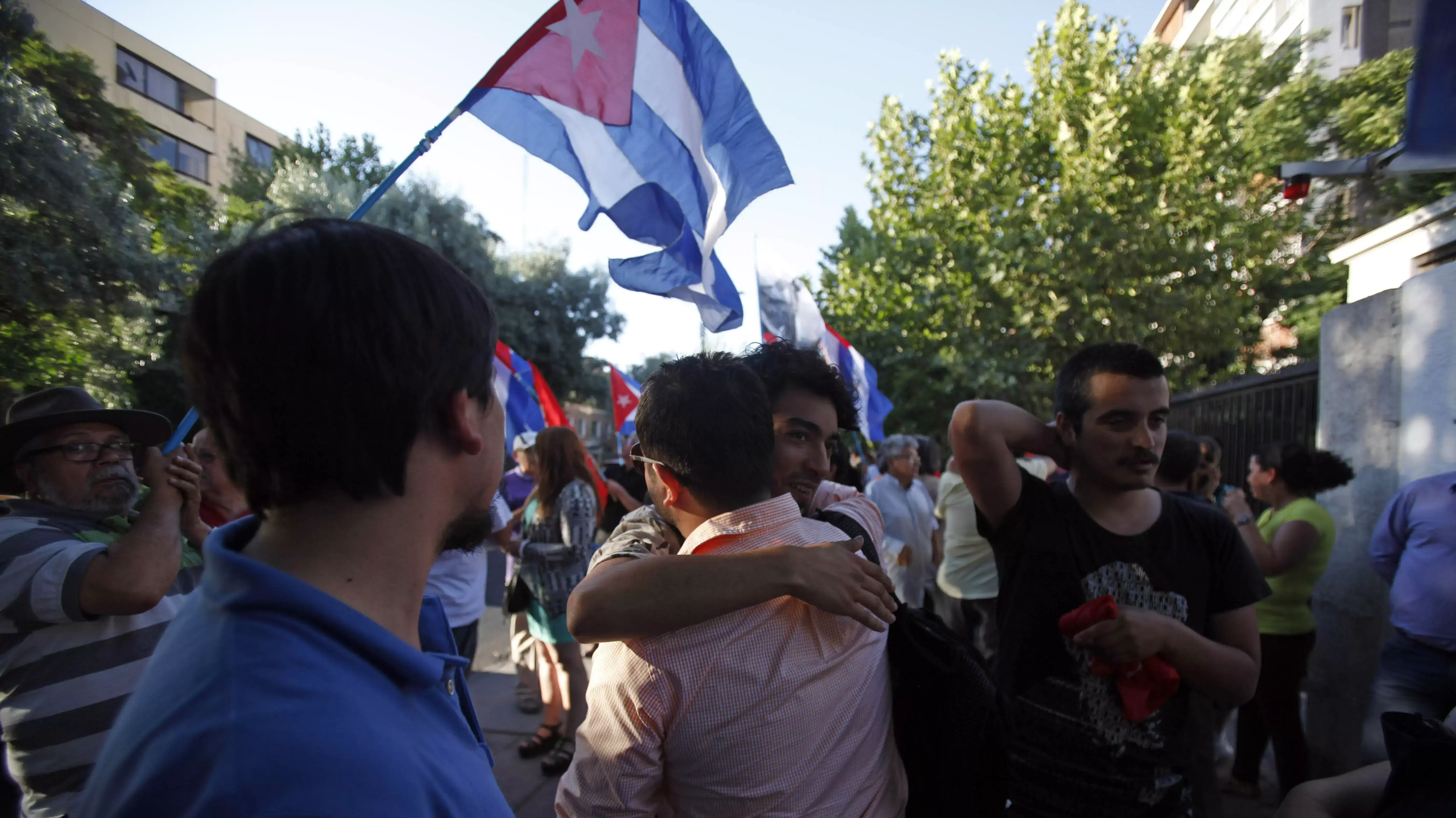 אזרחי קובה בצ'ילה חוגגים את חידוש היחסים הדיפלומטיים עם ארצות הברית, סנטיאגו