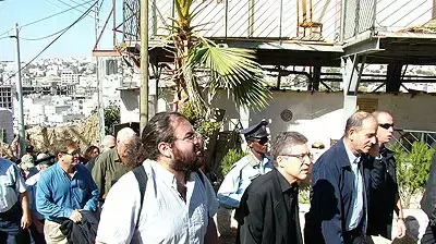 יוסי ביילין מסייר בחברון צילום שוברים שתיקה יוסי ביילין מסייר בחברון צילום שוברים שתיקה