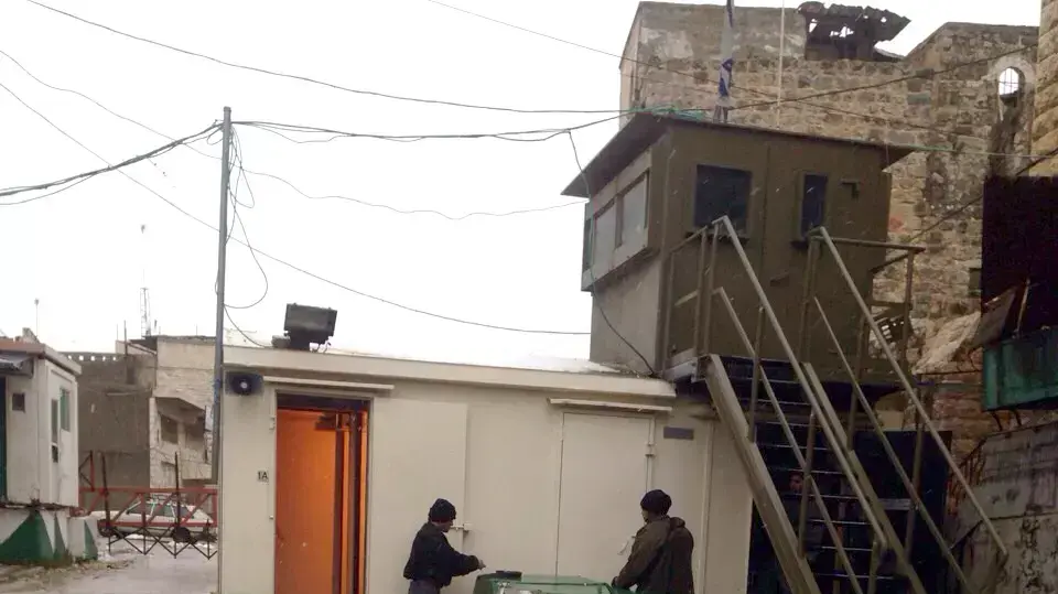 מעצר החשוד הפלסטיני ליד מערת המכפלה מעצר החשוד הפלסטיני ליד מערת המכפלה