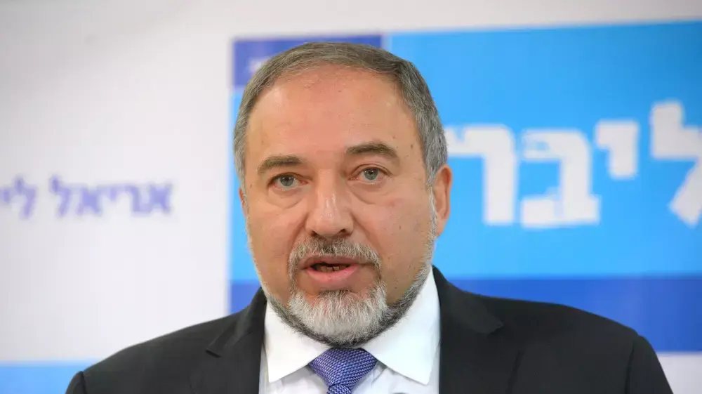 אביגדור ליברמן במסיבת עיתונאים בבית העיתונאים אביגדור ליברמן במסיבת עיתונאים בבית העיתונאים