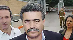פרץ לאחר פגישתו עם שרון פרץ לאחר פגישתו עם שרון