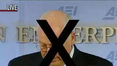 סגן הנשיא דיק צייני עם איקס על הפנים (CNN) סגן הנשיא דיק צייני עם איקס על הפנים (CNN)